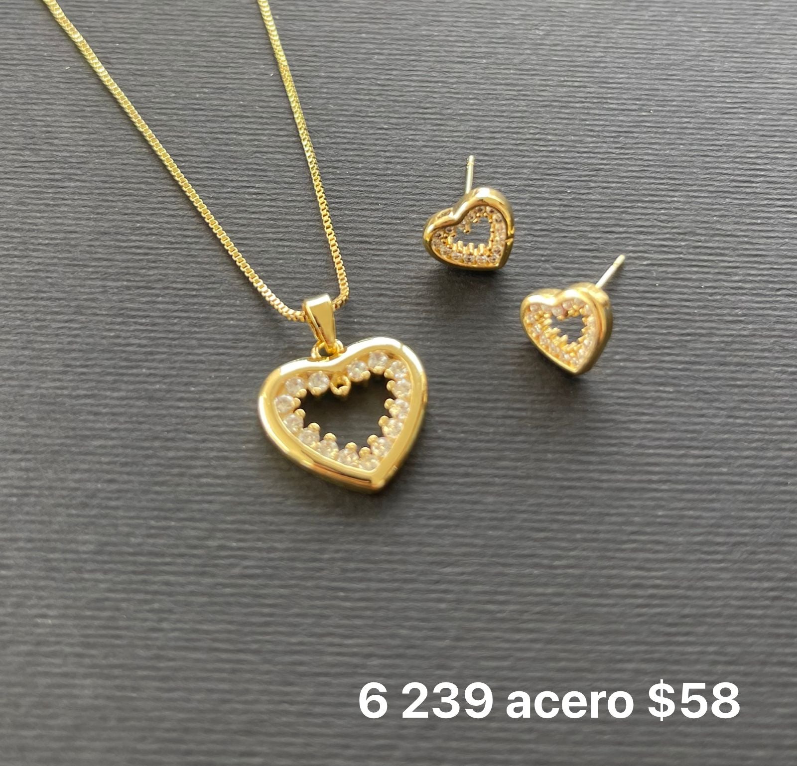 Set collar y aretes acero