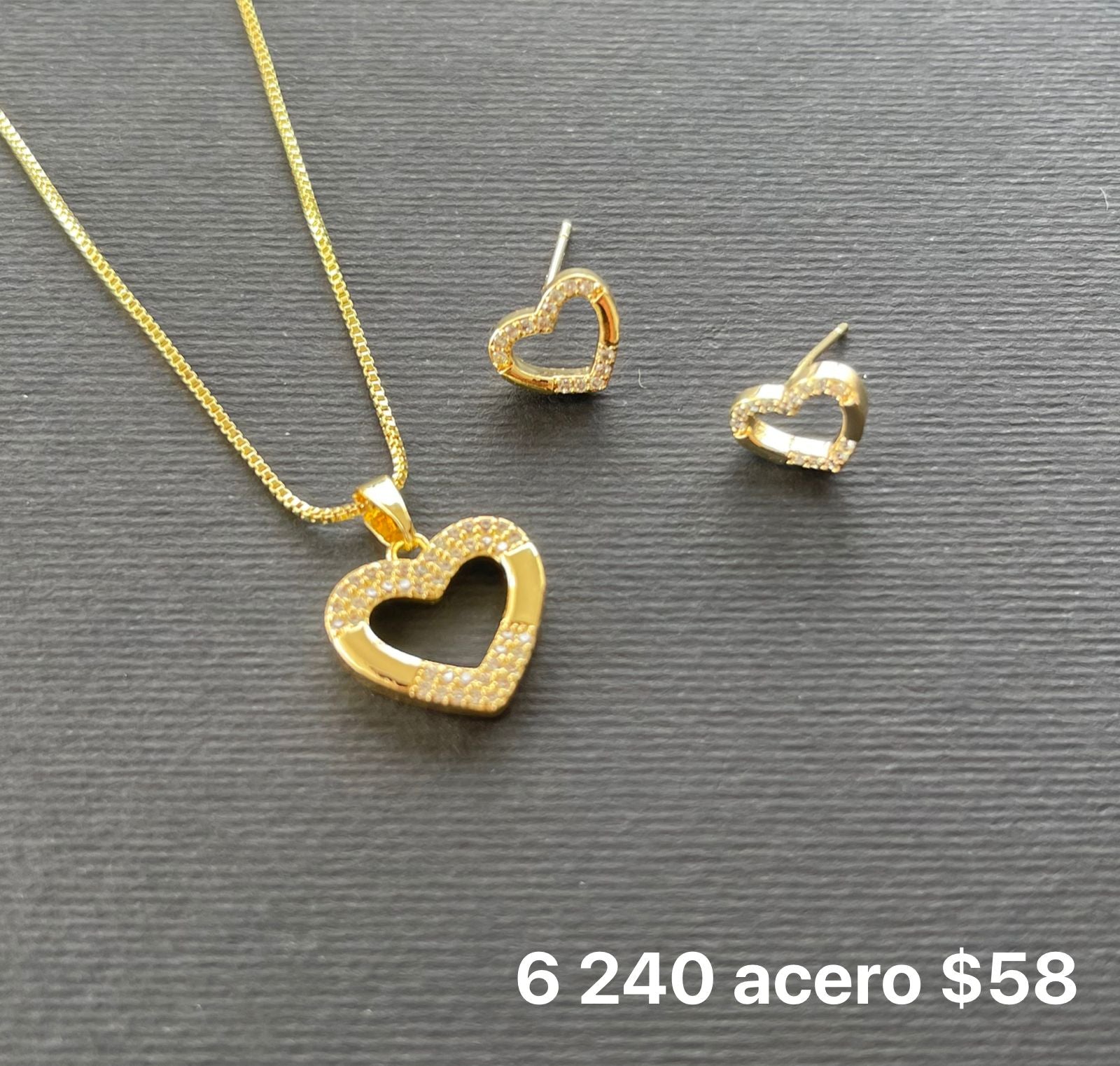 Set collar y aretes acero