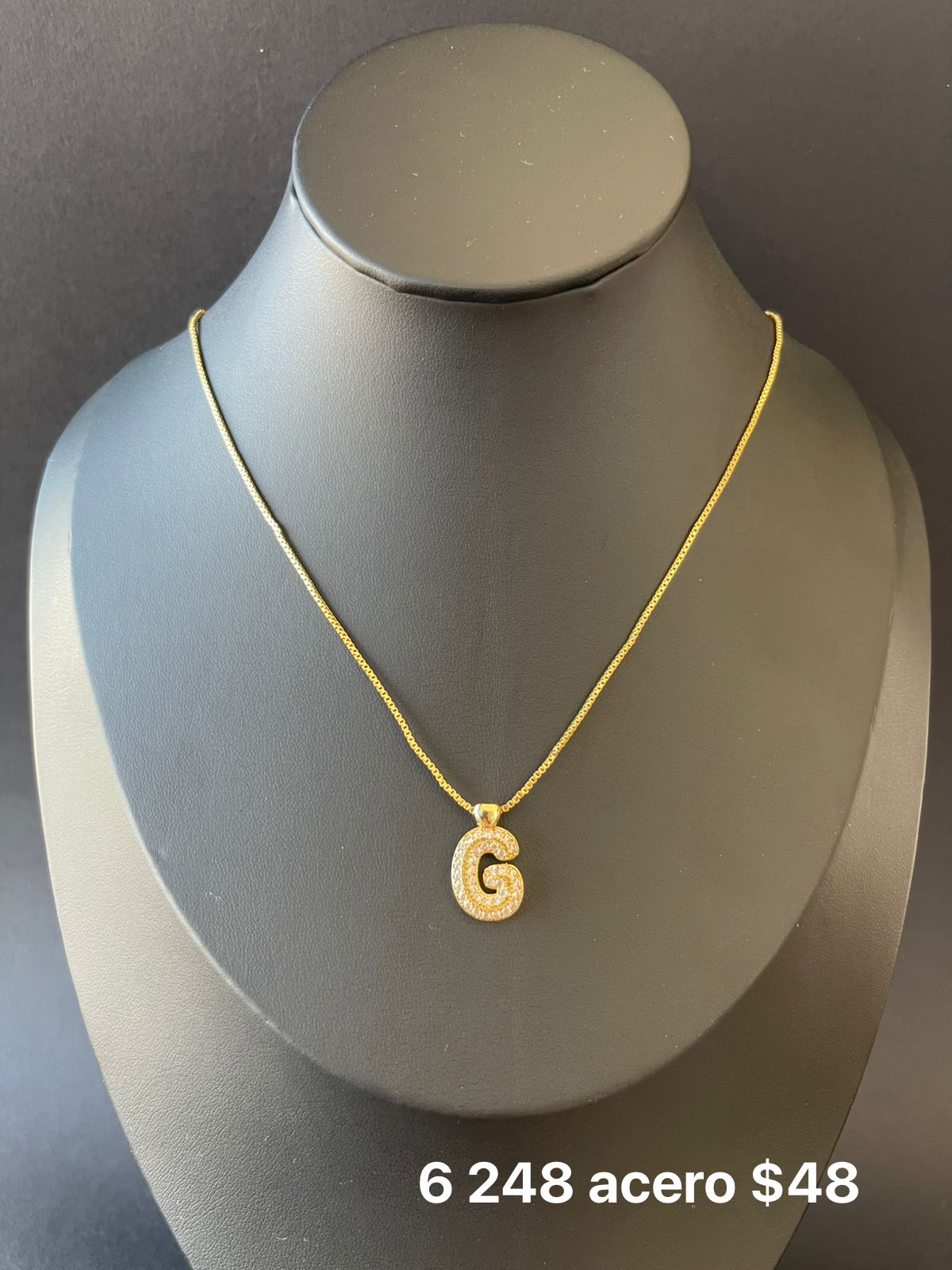 Collar letra acero y zirconia