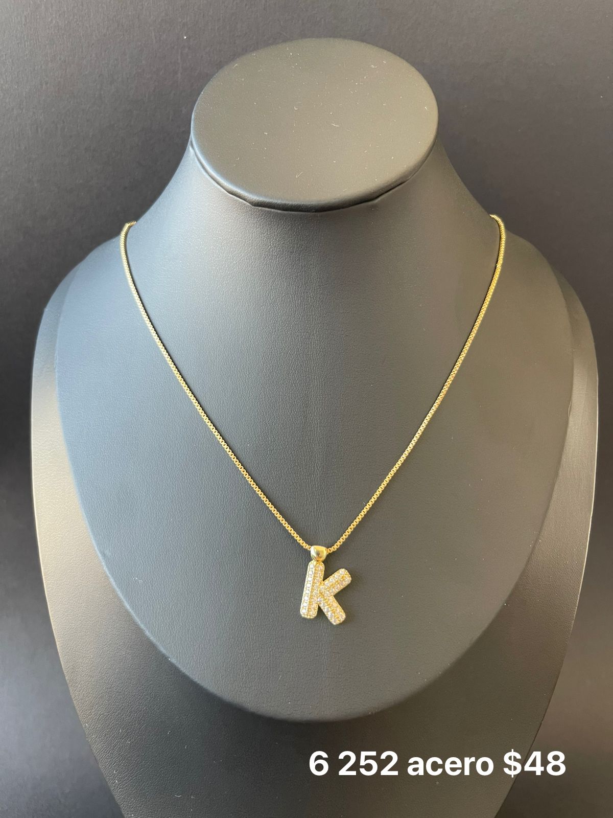 Collar letra acero y zirconia