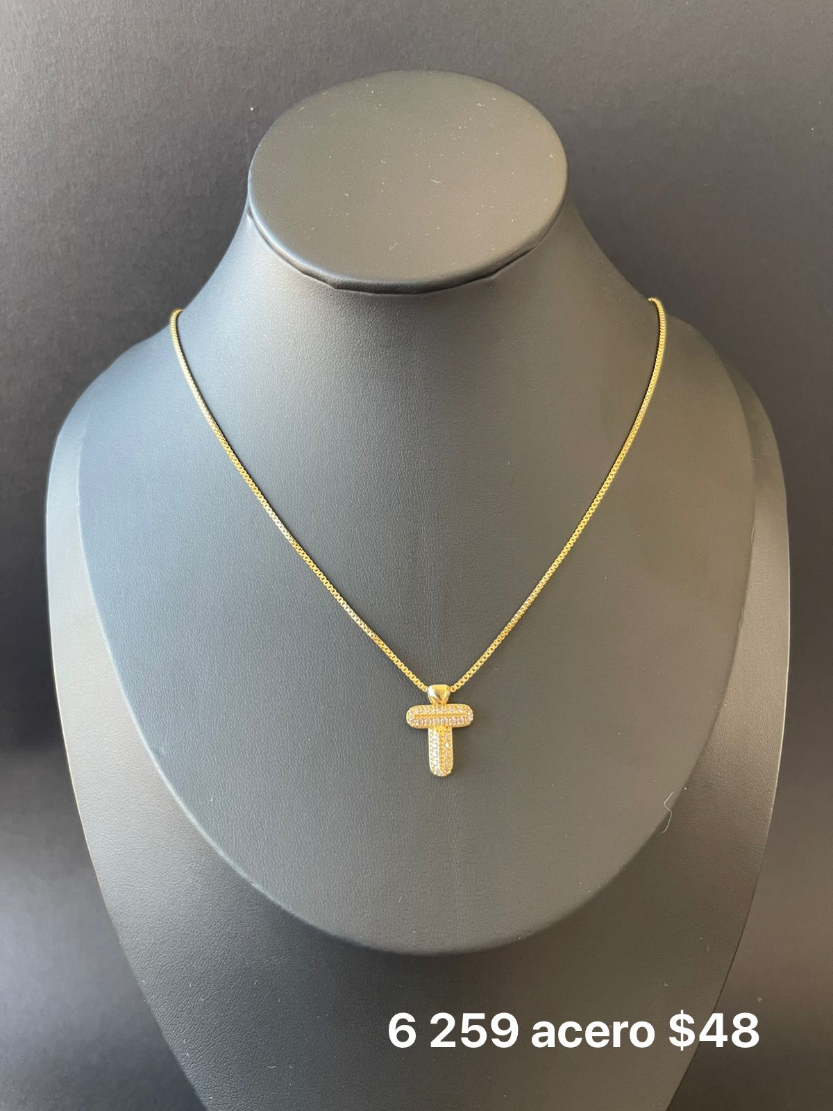 Collar letra acero y zirconia