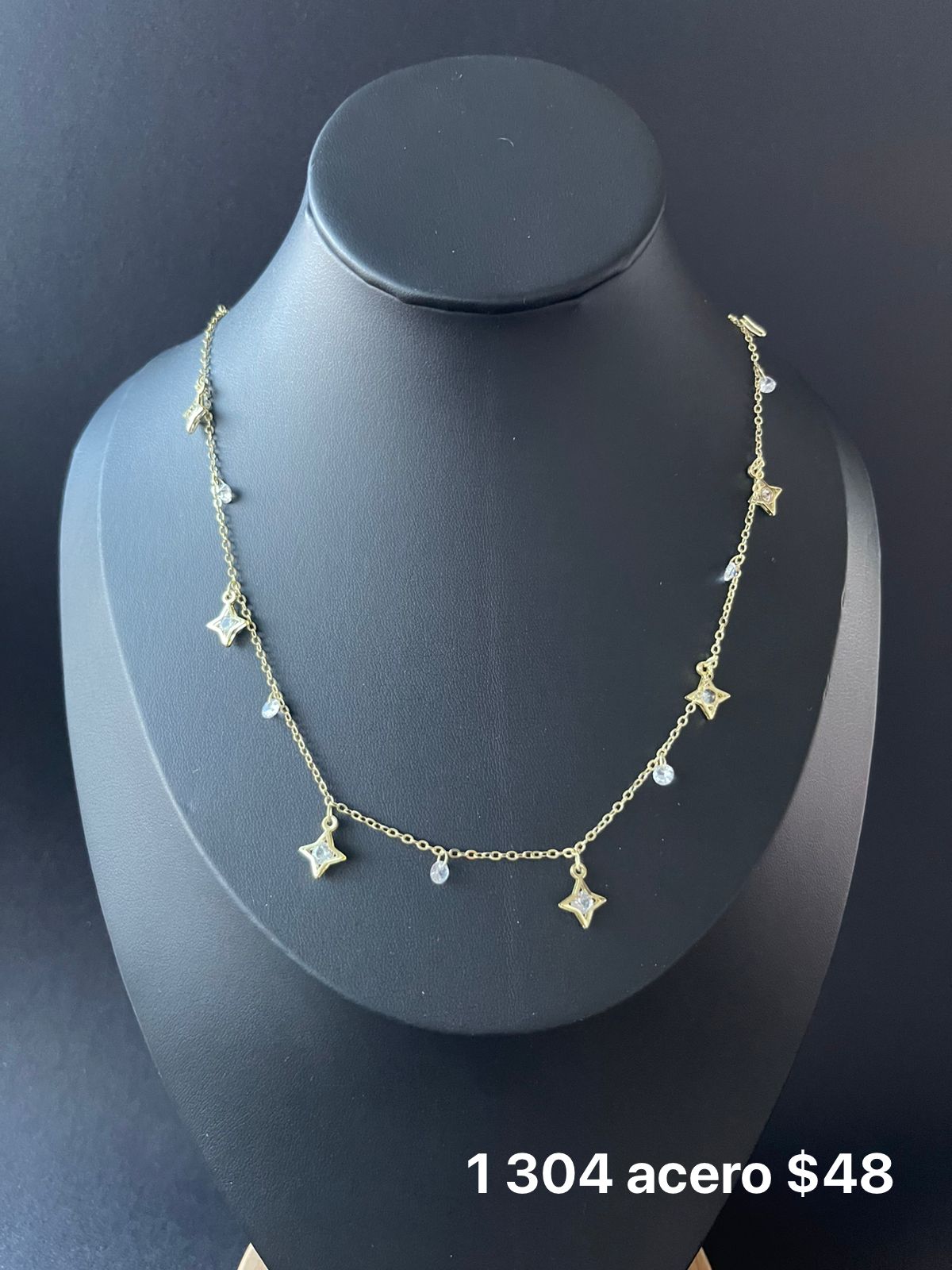 Collar con dije acero