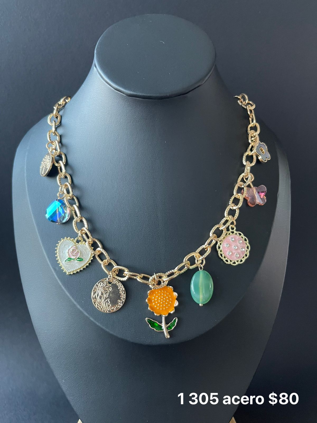 Collar con dije acero