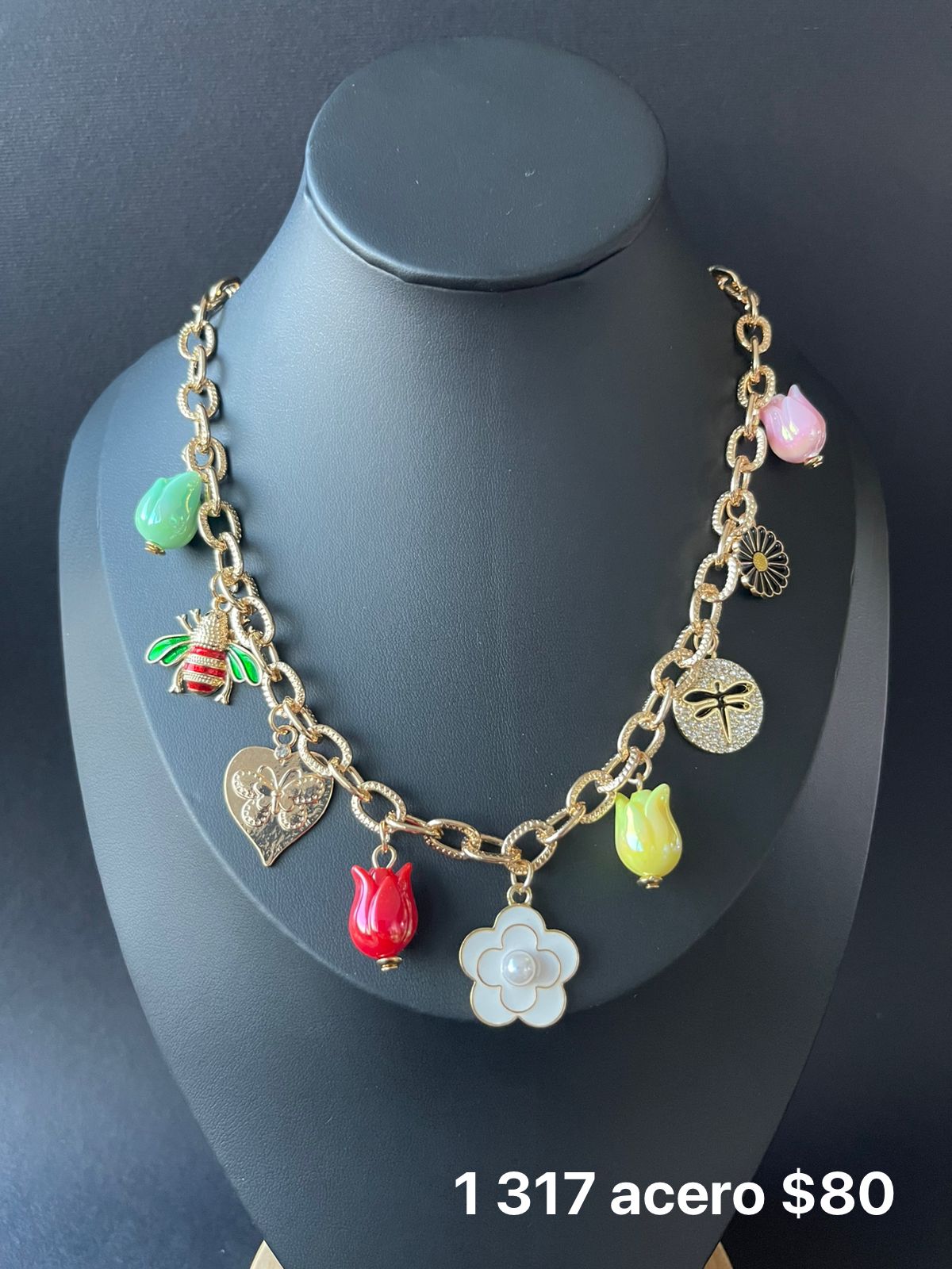 Collar con dije acero