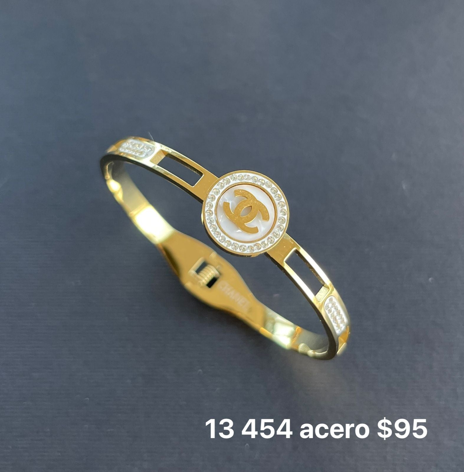 Brazlete acero inspirado en marcas